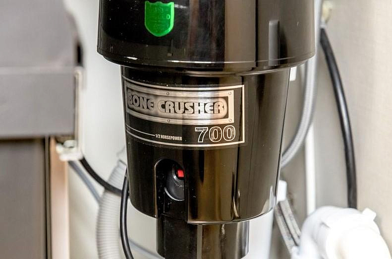 Измельчитель пищевых отходов Bone Crusher BC 700 preview 5